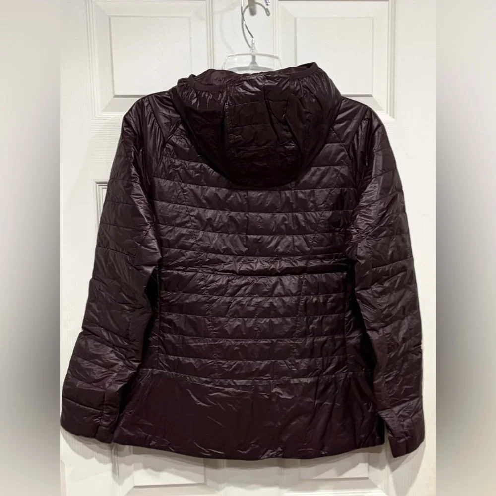 Mountain Hardwear Women's Medium Ghost Shadow Hooded Jacket Wine NWT Puffer